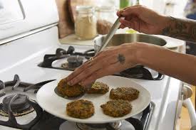 Feel Good With Sophia Roe Featuring Golde And A Great Vegan Falafel Recipe Falafel Recipe Vegan Falafel Recipe Recipes