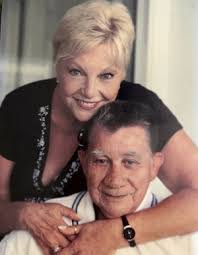 Edward Rennick's Instagram, Twitter & Facebook