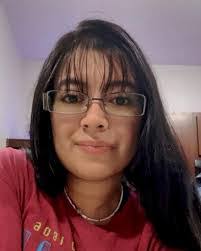 Lisa Colombe's Instagram, Twitter & Facebook