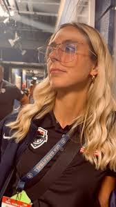 Jenny Fischer's Instagram, Twitter & Facebook