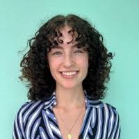 Hilary Hagen's Instagram, Twitter & Facebook