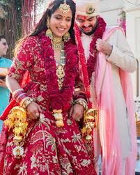 From welcome cocktail party to mehendi, sangeet and haldi ceremony, richa moorjani's wedding. Fab Real Indian Brides That Set Bridal Trends For Weddings In 2021 Witty Vows