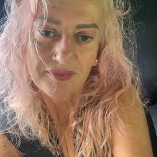 Glass pool fence contractor in Rainbow