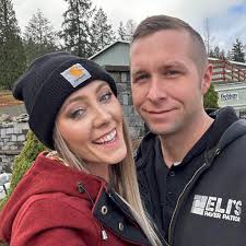 Has anybody with a derated 33k to 26k truck ever gotten an over weight  ticket or been pulled over or into scales? Thanks