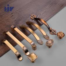 Classic antique brass door pulls handles cupboard drawer kitchen cabinet knobs. Antique Brass Furniture Handle Knobs Kitchen Cabinet Handles Drawer Pulls Zine Alloy Cupboard Wardrobe Door Handle Buy At The Price Of 2 62 In Aliexpress Com Imall Com