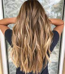 Amber is a beautiful color that falls between gold and orange. Me Encantan Estos 25 Peinados Para Fiestas Navidenas Son Muy Faciles Y Rapidos De Hacer Con Imagenes Peinados Con Coleta Peinados Boda Pelo Lar Hair Color Light Brown Light Brown