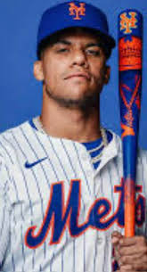 Honor de parte de la leyenda REGGIE MARTINEZ JACKSON hacia JOSE ALTUVE el  enano maravilloso