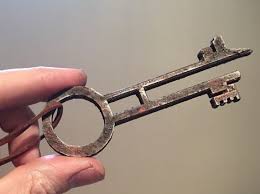 Davy Jones Pirates Of The Caribbean Dead Man S Chest Cast Davy Jones Key Prop Fan Made Cosplay Piece By Propmaster1 On Etsy Davy Jones Pirates Of The Caribbean Pirates