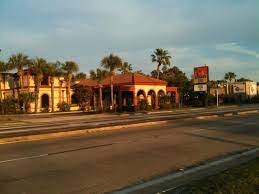 Jaybird's inn seeks to offer a variety of lodging options to accommodate guests for jaybird's restaurant and pizzeria also offers a full breakfast, lunch and dinner for those. Main Entrance Picture Of The Flagler Inn St Augustine Tripadvisor