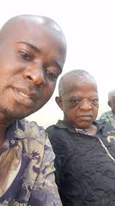 See who i met at the hospital today when praying for some people. He is one  of the Nollywood Actors. He also came for treatment at the hospital , then  I prayed