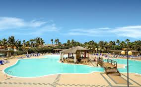 L' isola di sal e le sue meravigliose spiagge, tra cui la celeberrima santa maria. Bravo Club Vila Do Farol Capo Verde Isola Di Sal Santa Maria Offerta Lidl Viaggi Volo
