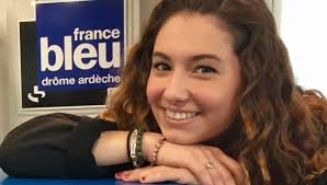 Loïse sort son 1er album "Café Noir"