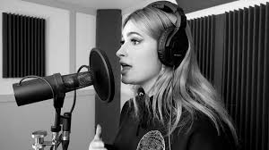 Try out our new tab corrector. Spiritbox Zeigen Live Performances Zu Holy Roller Und Rule Of Nines