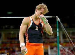 He was the first american male gymnast to win a gold medal at the world artistic gymnastics championships (world championships), doing so in 1978. Dutch Gymnast Epke Zonderland Falls Flat On His Face During Final Of Bars In Rio Daily Mail Online