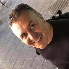 Dining Out Toastmasters member wins division contest