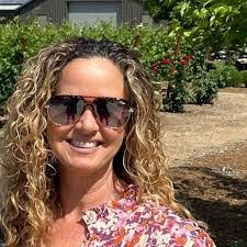 Blakely Tuten's Instagram, Twitter & Facebook