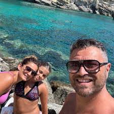 Se volete vedere la scalinata di Joker si trova al civico 1165 Shakespeare  Avenue nel Bronx. Attorno ci sono edifici popolari, una scuola, deli,  qualche murales. La scala è più cupa e