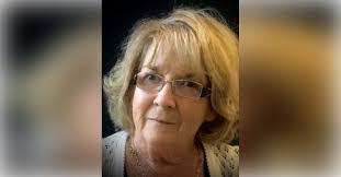 Linda Taulbee's Instagram, Twitter & Facebook