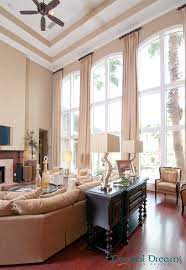 Stunning Livingroom Natural Light Is So Important In The Look And Feel Of Your Design Coastaldreamsbydesign Bet Home Decor Living Design Interior Design