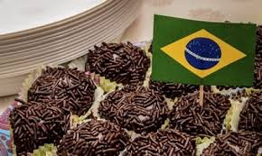 1 2 tal como ocurría con la copa intercontinental de clubes, esta copa de selecciones era organizada por la confederación sudamericana de fútbol (conmebol) y la unión de asociaciones de fútbol europeas (uefa), 3 y era disputada por las selecciones. Los Postres Brasilenos Y Su Historia Cocina
