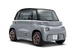 シトロエンが超小型2人乗りev ami を発表 フランスでは14歳になれば免許なしで運転可能 engadget 日本版 シトロエン 14歳 カーデザイン