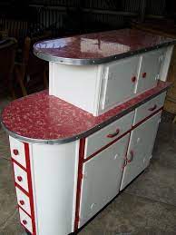 Having an open bookshelf like this works well in giving this space an airier, brighter feel. Great Original 1950 S Kitchen Cupboards Room Divider Retro Kitchen Retro Home Decor Vintage Kitchen