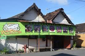 Rasa Sayange, Makanan Laut Khas Indonesia Timur • Warga Jogja