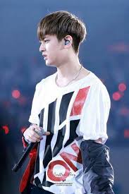 Pin Oleh Andy Gonzalez Di Chanwoo Ikon Gaya Rambut Ikon Rambut