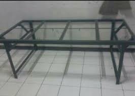 Buat meja dengan besi siku dan alas keramik, kuat dan tahan lama, bagus utk meja taman, yang sering terkena hujan dan matahari langsung. Meja Siku Besi Bengkel Las Argon