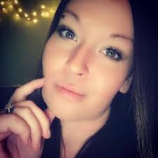 Ashley Slocum's Instagram, Twitter & Facebook