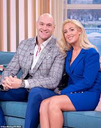 Последние твиты от tyson fury (@tyson_fury). Paris Wife Of Tyson Fury Lands A Role Of Panelist On Loose Women Fr24 News English