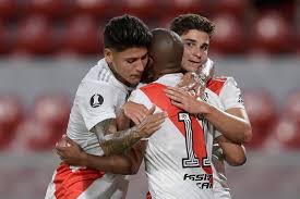 «tiene que escuchar a gallardo» un jugador que usó la diez de river habló sobre el presente de carrascal. Con Un Desequilibrante Jorge Carrascal River Plate Clasifico A Cuartos De Libertadores Primertiempo Co