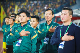 Rạng sáng ngày 19/4 theo giờ việt nam, super league đã chính thức được hình thành bởi 12 clb hàng đầu châu âu. Clb Bong Ä'a Nam Ä'á»‹nh Home Facebook