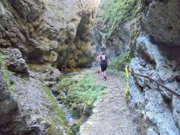 Les courses les prestations détail lieu. Canyons Waterfalls Cliffs And Ice Cream Trailrun Magazine