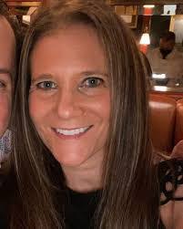 Melissa Kiner's Instagram, Twitter & Facebook