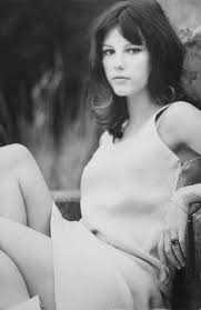 She won a beauty contest when she was just 15 years old. Stefania Sandrelli Anni Cerca Con Google Italian Actress Italian Beauty Actresses