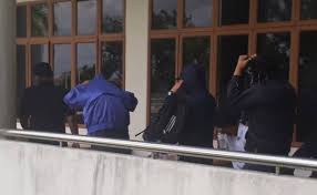 Hakim mahkamah sesyen majistret pejabat pendaftaran mahkamah rendah sungai petani hakim mahkamah sesyen. Inspektor Dua Koperal Mengaku Tidak Bersalah Terima Rasuah