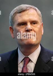 Randy Falco, AOL's Chairman and CEO, speaks at the AOL "First Look" event  in New York, Tuesday, April 17, 2007. AOL held the event to announce their  new programming, products and advertising