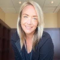 Michelle Ettinger's Instagram, Twitter & Facebook