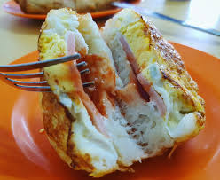 Red chillies and a calamansi are provided to add a kick of flavor to your food. Top 20 Food To Eat Klang Must Try