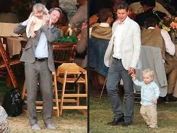 Robin is emotionally torn when ted meets an exciting new woman, victoria, at the wedding. Cobie Smulders Celebrates Wedding With How I Met Your Mother Cast Neil Patrick Harris David Burtka How I Met Your Mother