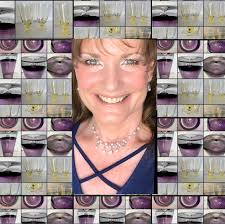 Best Old Door Garden Ideas To Boost Your Creativity  https://1millionideas.com/23-best-old-door-garden-ideas-to-boost-your-creativity?utm_source=TU97&utm_medium=1millionideas.com&utm_campaign=marrydell&utm_content=Garden&utm_term=1-2023