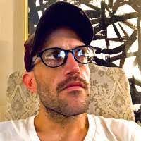 Leslie Studer's Instagram, Twitter & Facebook