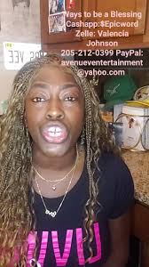 Look the Beauty I ran into while Ed and I were feeding the homeless and she  was giving out care packages LaSandra Robinson-Conner ! Good ppl with  great...