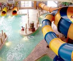 Camelback mountain features 39 trails and 14 lifts varying in level of experience. Indoor Water Parks Open Now For A Warm Getaway Near Nyc Mommypoppins Things To Do With Kids