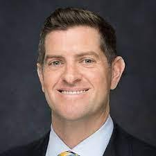 Dennis Duree's Instagram, Twitter & Facebook