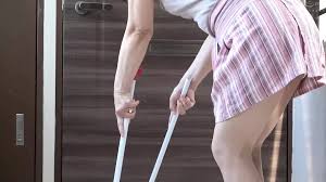 野宮慶子 - 私の義理の息子は私を犯し、それは私が私の墓パート1にこの秘密を取るだろう気持ちが良かった