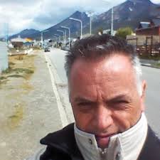 Darío Cvitanich contó cómo es su nueva vida de soltero lejos de Chechu  Bonelli https://todonoticias.info/4ffo8tL