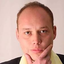 Reproducir Luz de Luna de Leonardo Escobar en Amazon Music