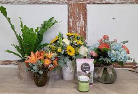 He has been around the world and back several times over, in order to ensure that each of his. Auburn Florist Auburn Al Flower Shop Auburn Flower Gifts